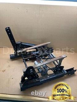 03-06 Chevy Silverado/GMC Sierra Crew Cab LF SEAT TRACK FRAME w Motor