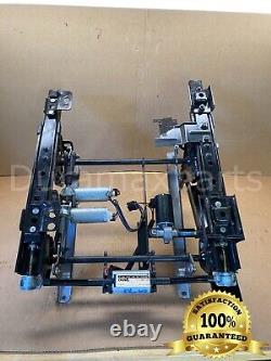 03-06 Chevy Silverado/GMC Sierra Crew Cab RF SEAT TRACK FRAME w Motor