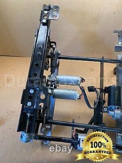 03-06 Chevy Silverado/GMC Sierra Crew Cab RF SEAT TRACK FRAME w Motor
