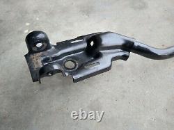 03-06 Crew Cab RIGHT Rear 60/40 Bench Seat Track Frame Riser Silverado Sierra