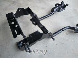 03-06 Crew Cab RIGHT Rear 60/40 Bench Seat Track Frame Riser Silverado Sierra