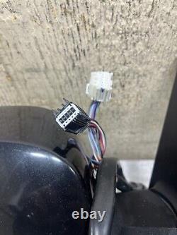 09-14 GM Tahoe/Yukon PASSENGER Side Mirror With Signal & Lane Detection OEM DL3