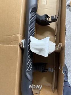 19-24 Chevy Silverado GMC Sierra 1500 4 Side Step Left Black Crew Cab OEM Round