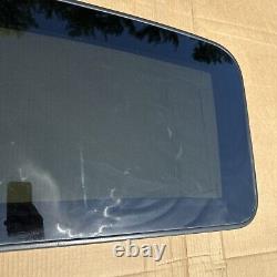 2007-2013 Chevy Silverado GMC Sierra CREW Cab Sun Roof Sunroof Window Glass OEM