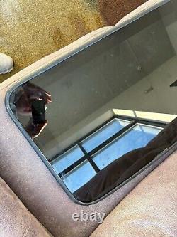 2007-2013 Chevy Silverado GMC Sierra CREW Cab Sun Roof Sunroof Window Glass OEM