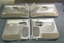 99-02 Chevrolet GMC SILVERADO SIERRA Set Of 4 CREW CAB DOOR PANELS TAN OEM