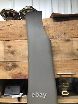 99-06 Chevrolet Silverado GMC Sierra Crew Cab LH RH B Pillar Trim PAIR Gray 92