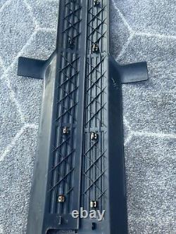 99-06 LH RH Front Door Sill Plate Silverado Sierra Avalanche kick sill DARK GREY