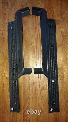 99-06 LH RH Front Door Sill Plate Silverado Sierra Avalanche kick sill DARK GREY