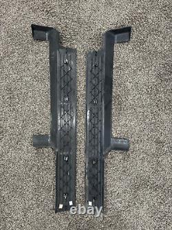 99-06 LH RH Front Door Sill Plate Silverado Sierra Avalanche kick sill Dark Gray
