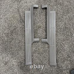 99-06 LH RH Front Door Sill Plate Silverado Sierra Avalanche kick sill Gray