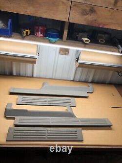 99-06 LH RH Front Rear Door Sill Plate Crew Silverado Sierra Avalanche GREY set