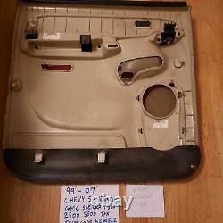 99-06 SILVERADO SIERRA CREW CAB 2500 3500 PASSENGER RT. REAR Door Trim Panel TAN