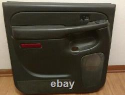 99-07 SILVERADO SIERRA 1500 2500 3500 Crew Cab LEFT REAR Door Trim Panel DK GREY