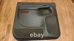 99-07 SILVERADO SIERRA 1500 2500 3500 Crew Cab LEFT REAR Door Trim Panel DK GREY