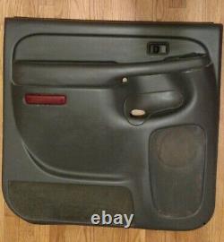 99-07 SILVERADO SIERRA 1500 2500 3500 Crew Cab LEFT REAR Door Trim Panel DK GREY