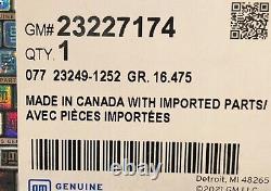 NEW OEM GM LEFT REAR DOOR BELT Molding 14-18 Silverado Sierra Crew Cab 23227174