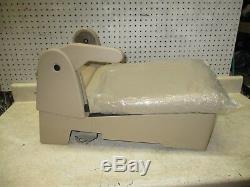 New 07-14 Silverado Tahoe Yukon Center Front Jumpseat Jump Seat Bottom Portion