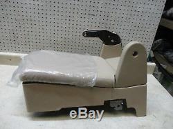 New 07-14 Silverado Tahoe Yukon Center Front Jumpseat Jump Seat Bottom Portion